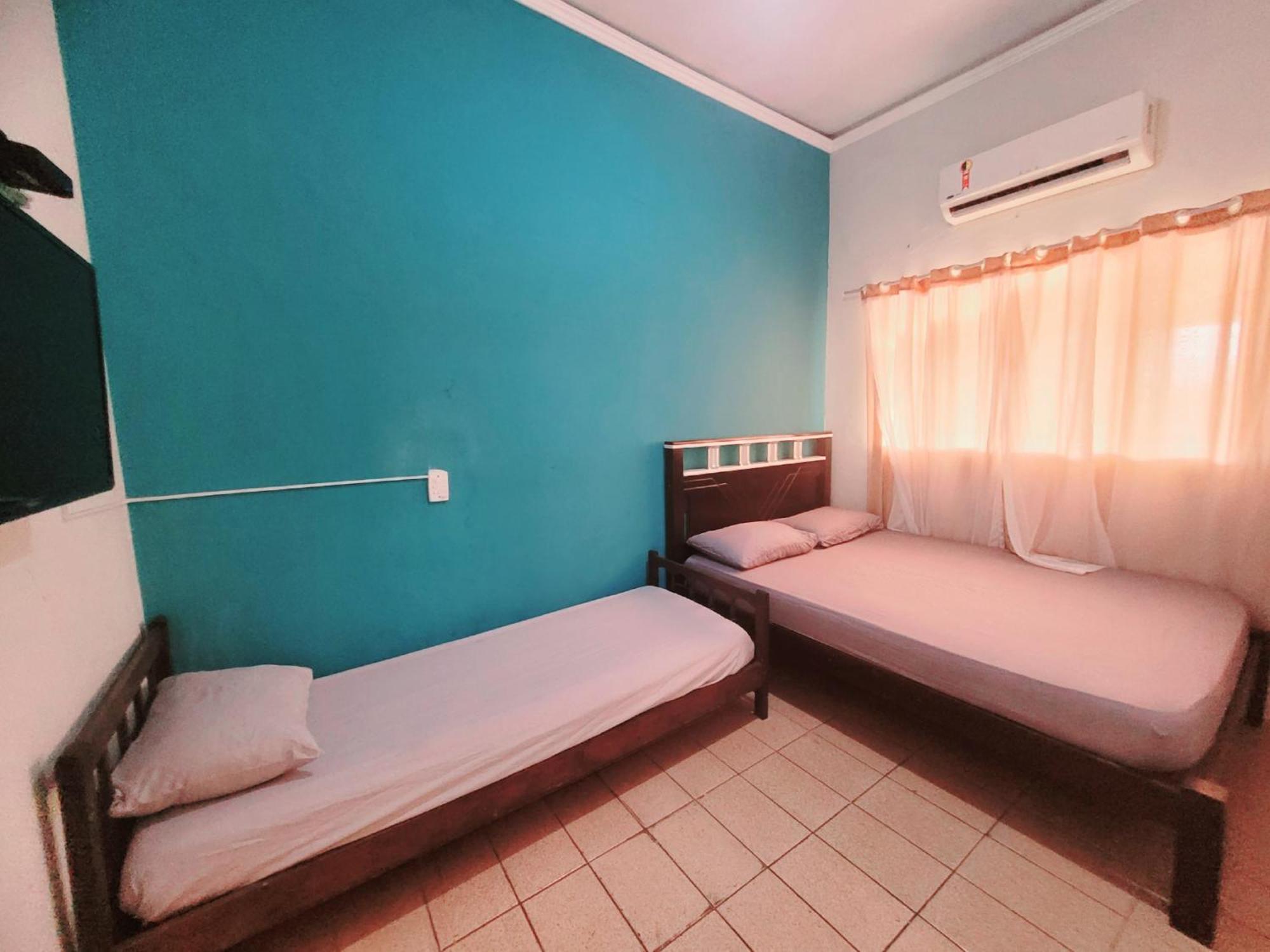 Itanhaém Hostel Sion - Apartamentos المظهر الخارجي الصورة